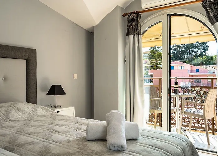 Zoi's Sea View In Aparthotel