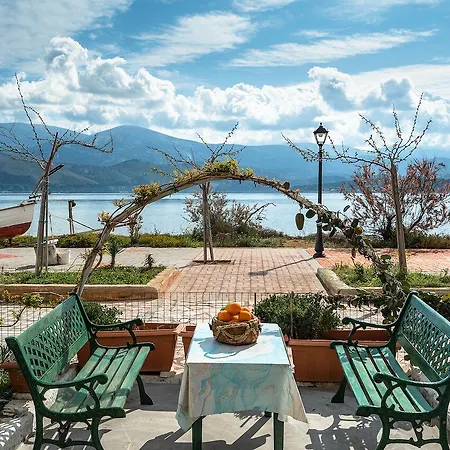 Zoi's Sea View In Lixouri